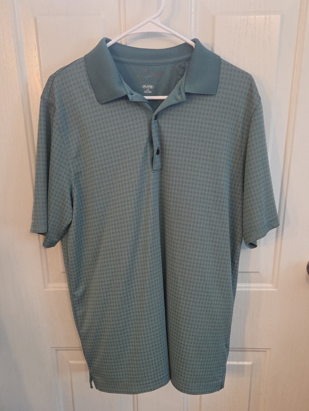 Greg Norman Men's Green Textured Polo Size Medium